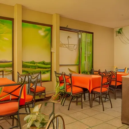 Hotel Bamboo Aeropuerto