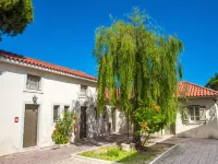 Mouikis Sun Village Hotels in Livathou