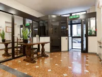 Residence Lepontina Các khách sạn gần Ga Lanza