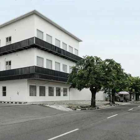 Urbanview Wisma Brawijaya Surabaya Hôtels à : Wonokromo