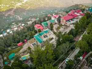 The Roomy Lodge, Murree
