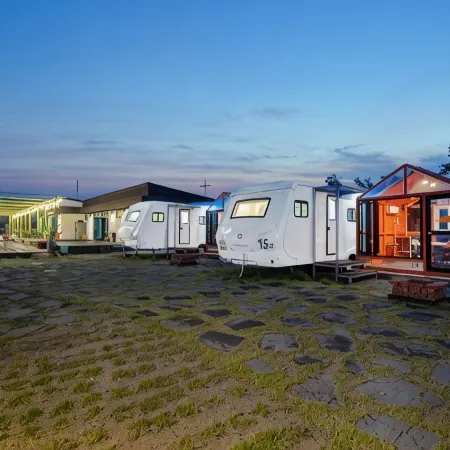 Pohang Uni's Sea Caravan Guryongpo Branch