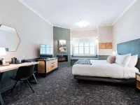 Hotel NoBo Cascade, Tapestry Collection by Hilton Hotels in Cascade