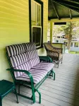 Historic Oak Bluffs home, short walk to town, beach, and harbor. - WiFi