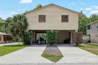 Book Now! Flash Discount Thru July 31 at Special Scallop Spot  Direct on Gulf - 4-Star