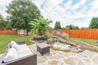 Charming Modern Home with Koi Pond & Spacious Backyard – Sleeps 6 - 3-Star