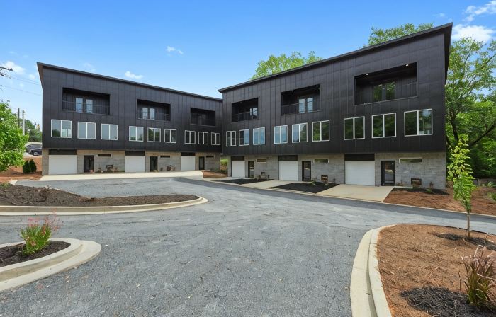Spacious Modern Loft 2Br 2.5 BA 13 mi to Greenville  & 18 mi to Clemson