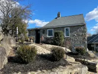 Unique cottage built in the 1800s, Granite Cliffs of Port Deposit  Maryland. - 4 étoiles