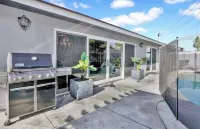 Orange Oasis 🍊- 10min to Disneyland 🎡Spacious Pool home