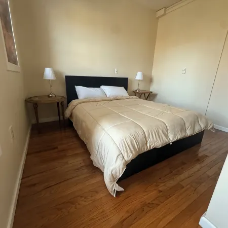 Pet Friendly Apartment In Arena District with Parking
