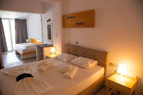 Kastro Hotel - pemandangan pegunungan