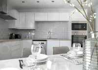 A spacious and stylish 2 bedroom, 2 bathroom duplex apartment - Wifi