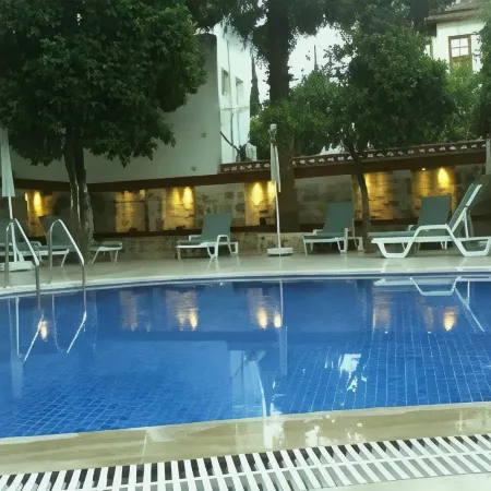 White Garden Hotel-Adult Only