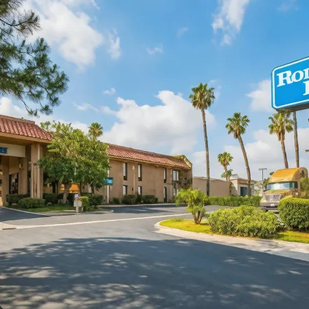 Palm Inn Hotel Near Tyler Mall Riverside