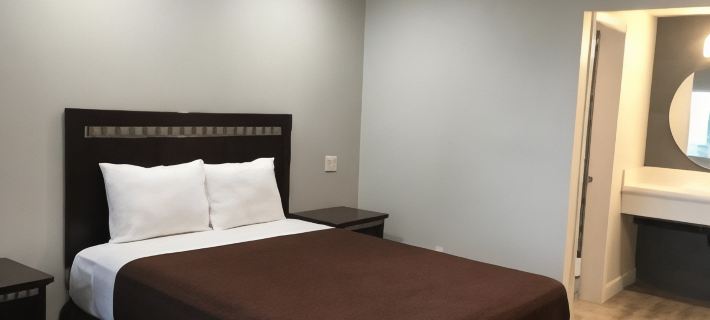 Pasadena Lodge Hotels in Pasadena