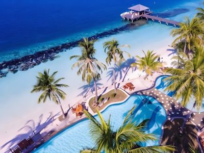 Royal Island Resort