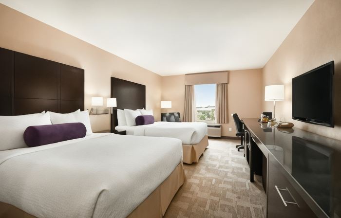 PRAIRIE CREST CALGARY AIRPORT by IHG