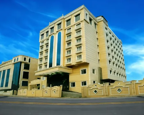 Shenbaga Hotel and Convention Centre Hôtels à : Pondichéry