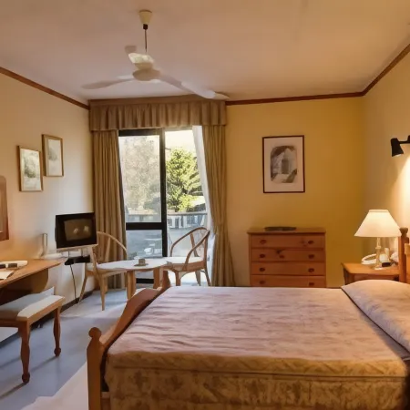 Cornucopia Hotel
