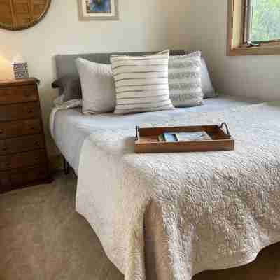 Impressive Mountain Views. Craftsman Home.  Less than 10 miles to bus depot Rooms