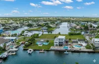 Fully Renovated, Direct Gulf Access w private doc just for you!