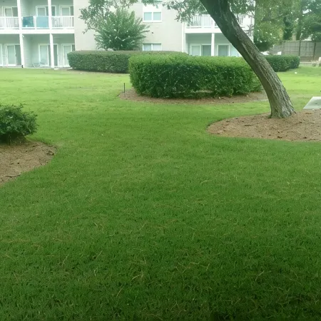 Extra large first floor condo with indoor & outdoor pools, close to the beach.