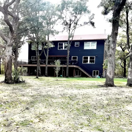 Powder Ridge Ski Hill Area! Spacious & Secluded 6-bedroom cabin/house Kimball