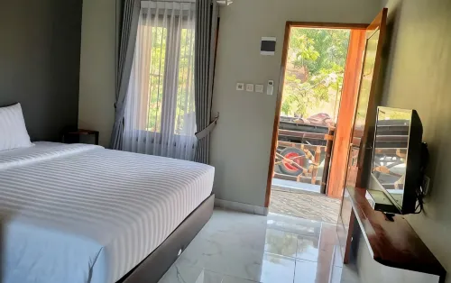 Favorite Guest House - 2-Star