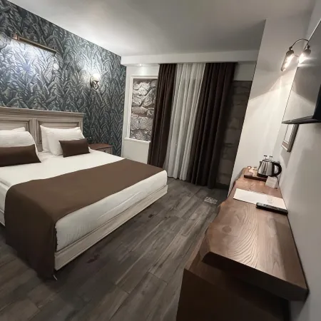 Assos Troy Port Hotel