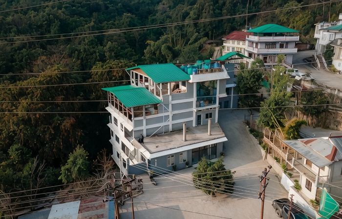 La Colline Resort