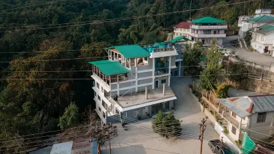 La Colline Resort Hotele w: 