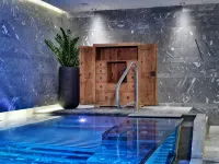 Hotel Goldener Adler - im Sommer Silvretta Premium Card Inkludiert - مسبح