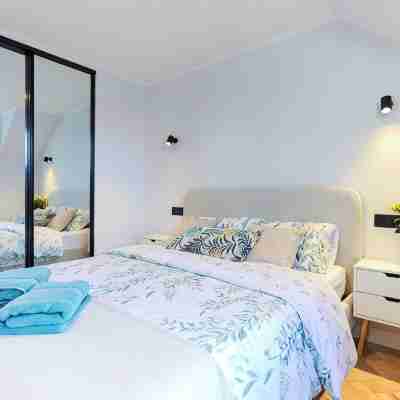 Luxurious City Centre Apartment Rooms
