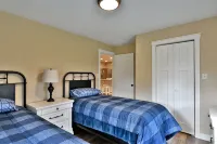 Hayward - 5 Bedroom, sleeps 10 - 4-Star