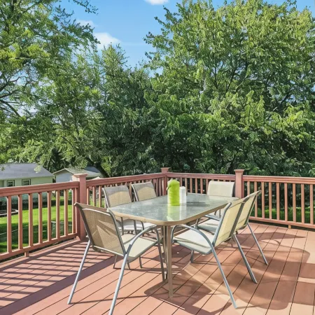 Central Location+ 2 living spaces+ covered patio!