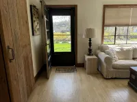 Hunt Country cottage in Upperville! - Wi-Fi