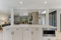 Pineland Place - Boutique