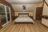 5 Bedrooms Linens Firepit,Hottub Golf Lake Kayaking SplitRock! - 4-Star