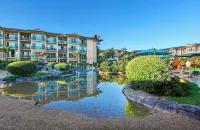 A BEAUTIFUL OCEAN FRONT RESORT CONDO!
