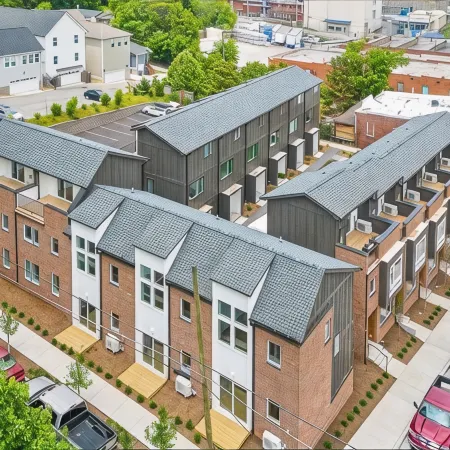 Cozy 1Br Townhome at Base of Lookout Mountain-Steps from the Incline Railway!