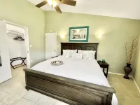 Breathtaking Panoramic Views Of The Caribbean Sea From This Luxury Villa - 2 estrellas