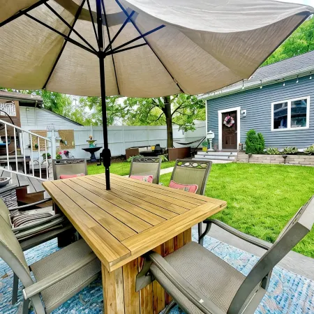 Massive Game Room, Hot Tub, Firepit, Grill, Games