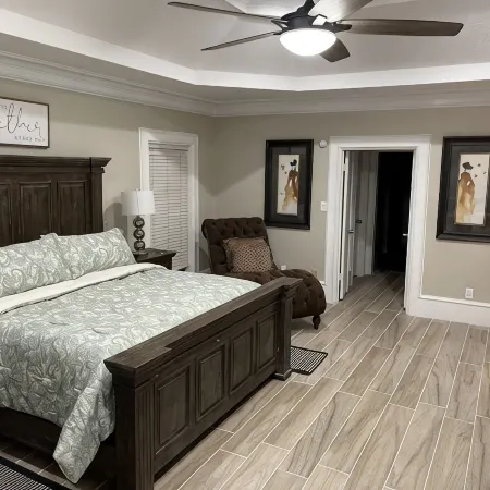 Breathtaking, Lakefront, Pool, Private, big group, birds viewing Hotels in Harlingen
