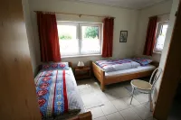Cozy 3-Star Vacation Home, Quiet and Close to Nature for 4 People / 2 Bedrooms - Wifi