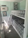 Walk to Mansion Beach, Large Yard! - balcony