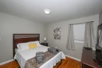 Scenic hiking in Cuyahoga Valley National Park! 1BR house, central air & laundry - Wifi