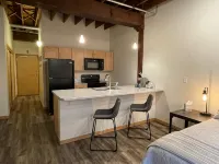 Dakota Suite in Downtown Fargo Historic Building   Pet Friendly - Homestays