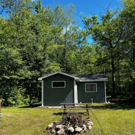 Rustic cabin near recreational, ATV and fishermans dream.