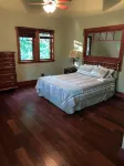 Beautiful Home for rent near CHQ Lake & Institution. - 4-Star