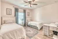 Waterview Vacation Retreat Close To Ocean - Homestays